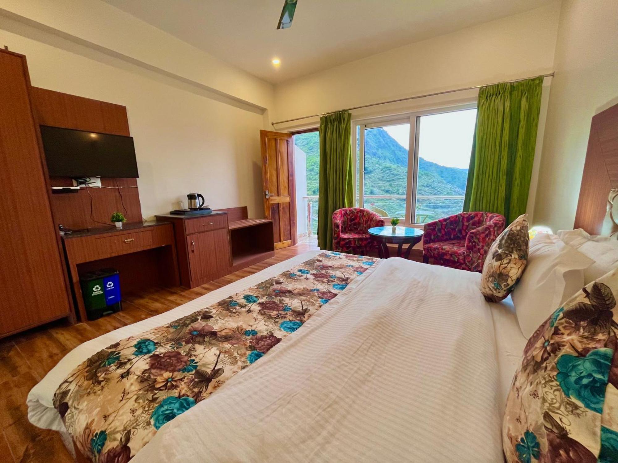 The Kempty Osasis - A Boutique Resort With Scenic Mountain View In Mussoorie Kültér fotó