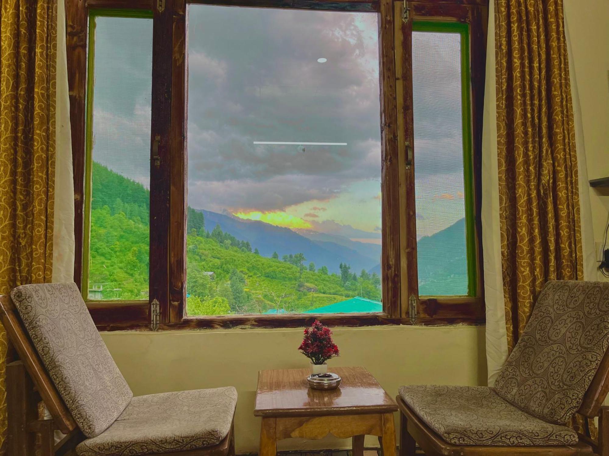 The Kempty Osasis - A Boutique Resort With Scenic Mountain View In Mussoorie Kültér fotó